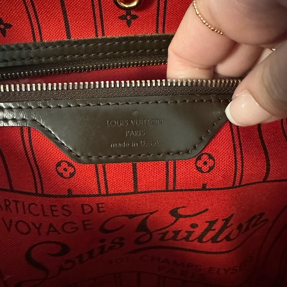 Designer Brown Checkered Tote Bag - Picture 14 of 16